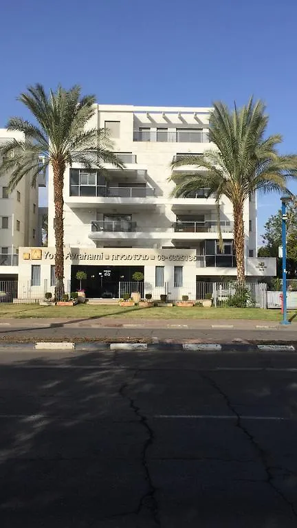 Royal Park Yossi Avrahami - Avi'S Suites
