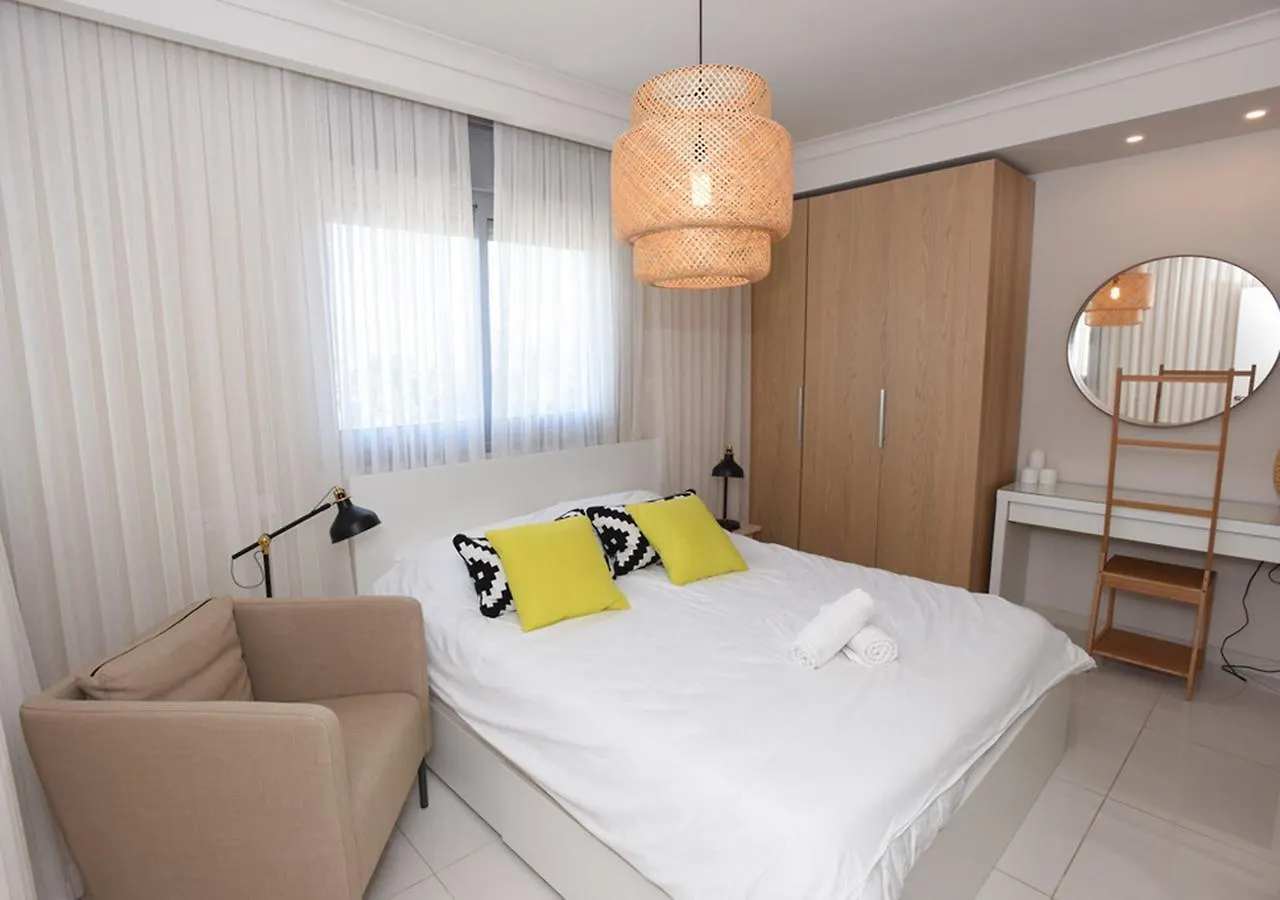 Royal Park Yossi Avrahami - Avi'S Suites